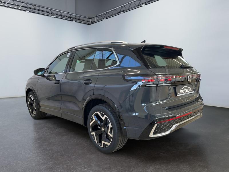 VW Tiguan · R-Line