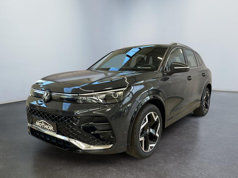 VW Tiguan · R-Line