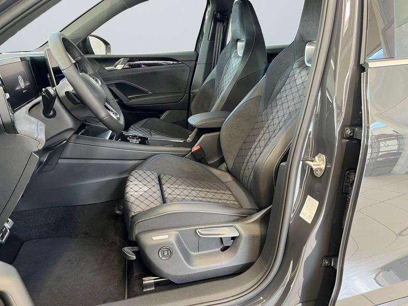 VW Tiguan · R-Line