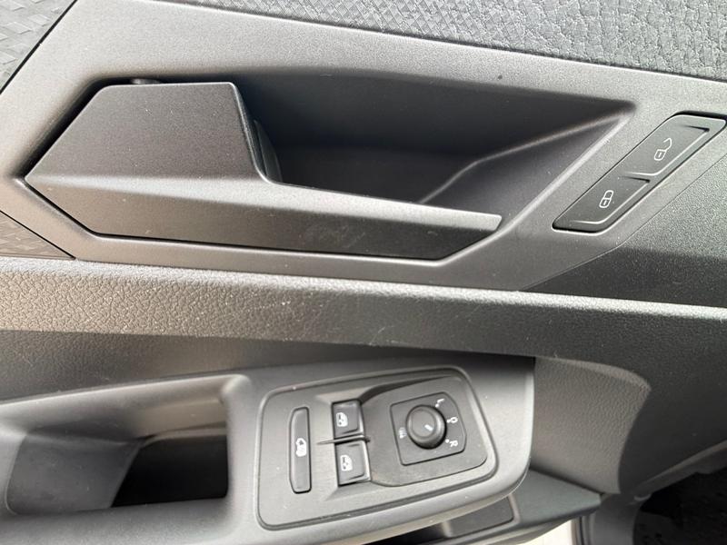 VW Caddy · Basis · Bild 18