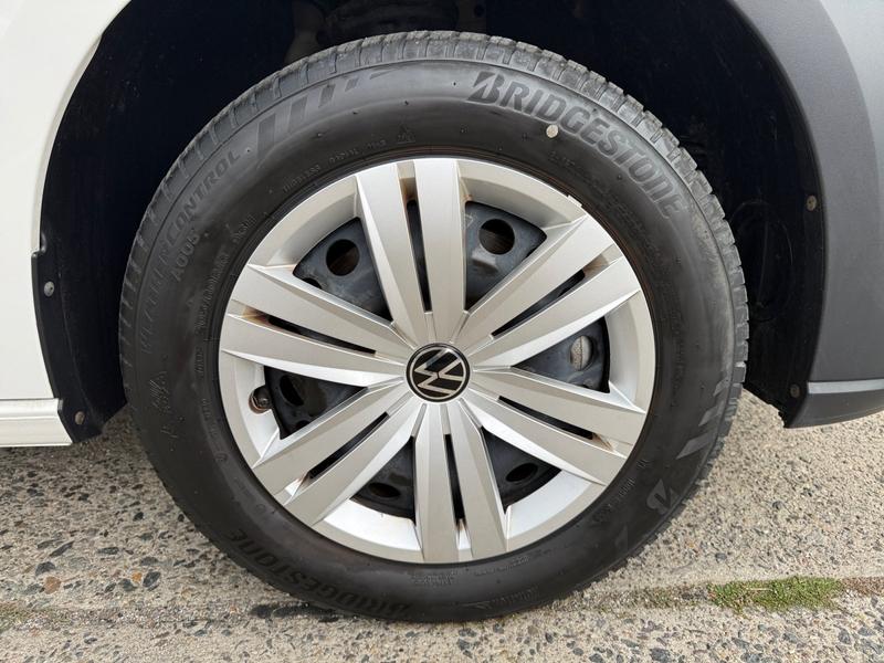 VW Caddy · Basis · Bild 14