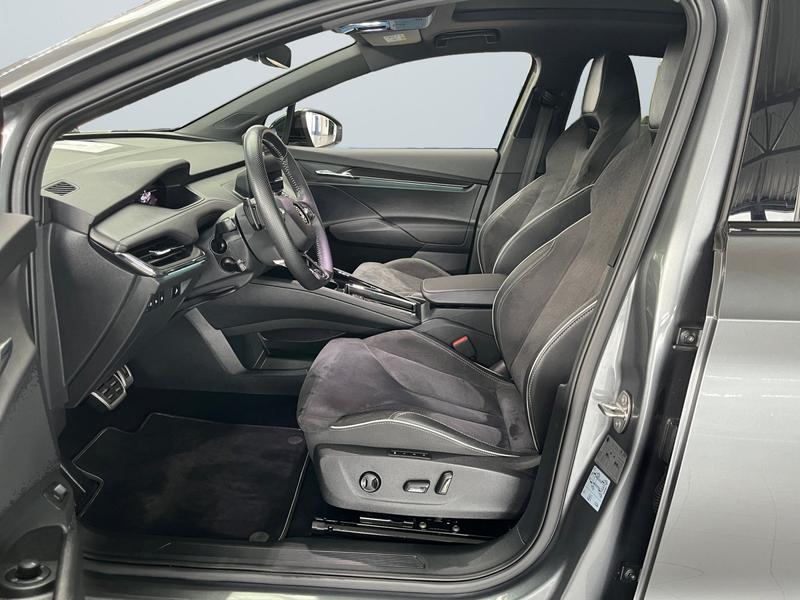Skoda Enyaq · Sportline