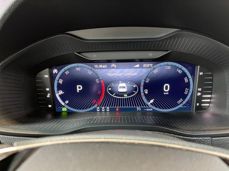 Skoda Karoq · Style · Bild 14