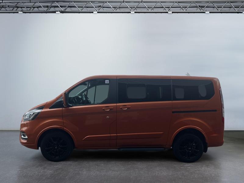 Ford Tourneo Custom · Titanium