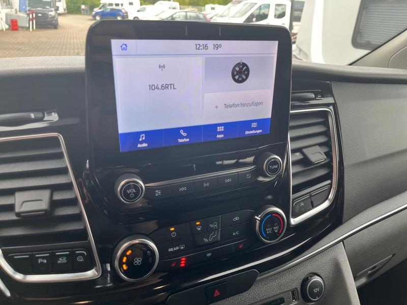 Ford Tourneo Custom · Titanium · Bild 13