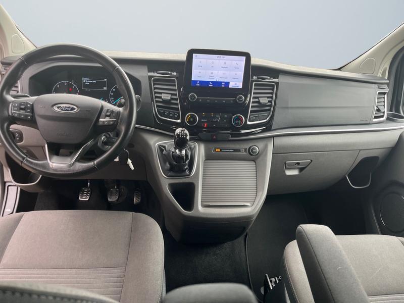 Ford Tourneo Custom · Titanium · Bild 8