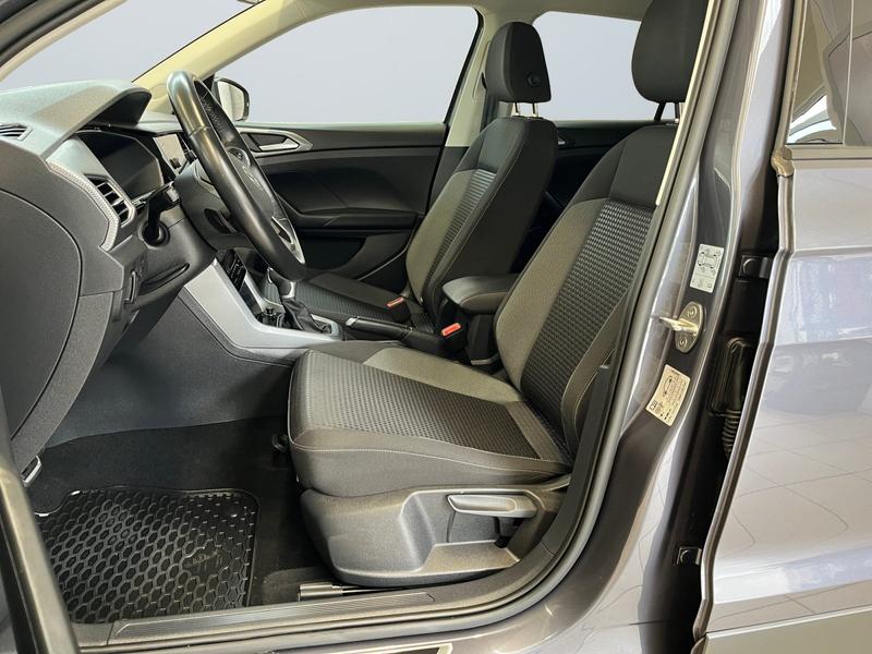 VW T-Cross · Active