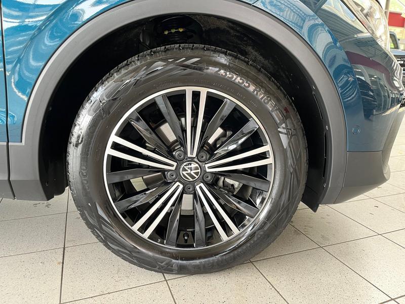 VW Tiguan · Elegance · Bild 18