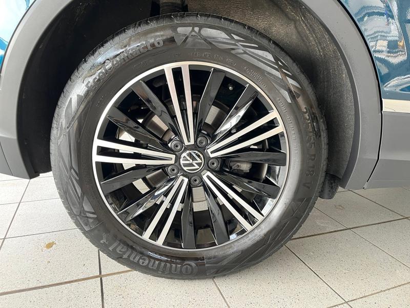 VW Tiguan · Elegance · Bild 17