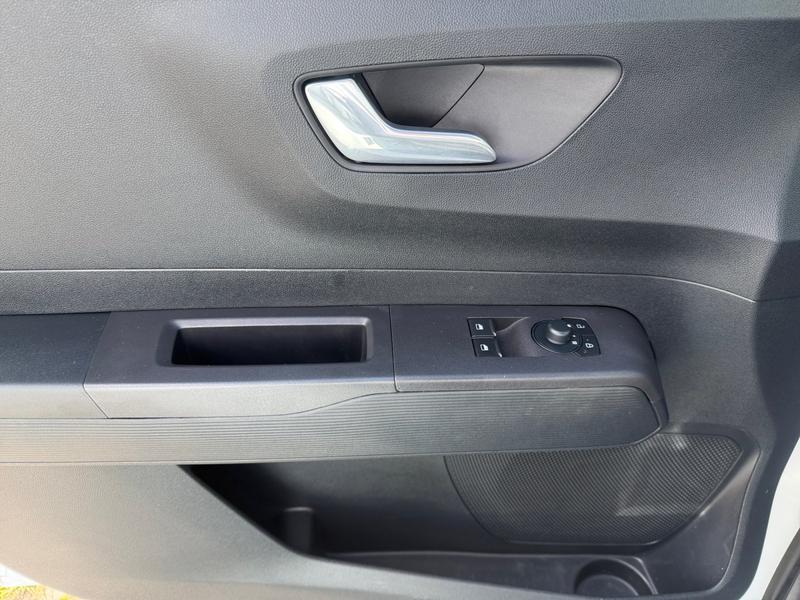 Ford Transit Courier · Trend · Bild 16