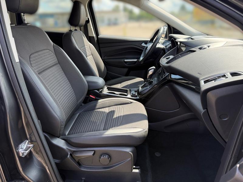 Ford Kuga · Titanium · Bild 10