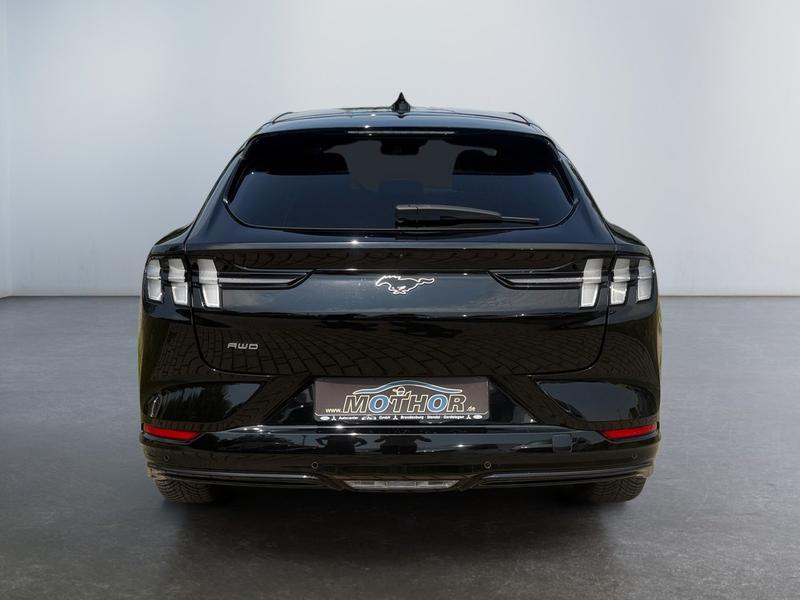 Ford Mustang MACH-E · Premium