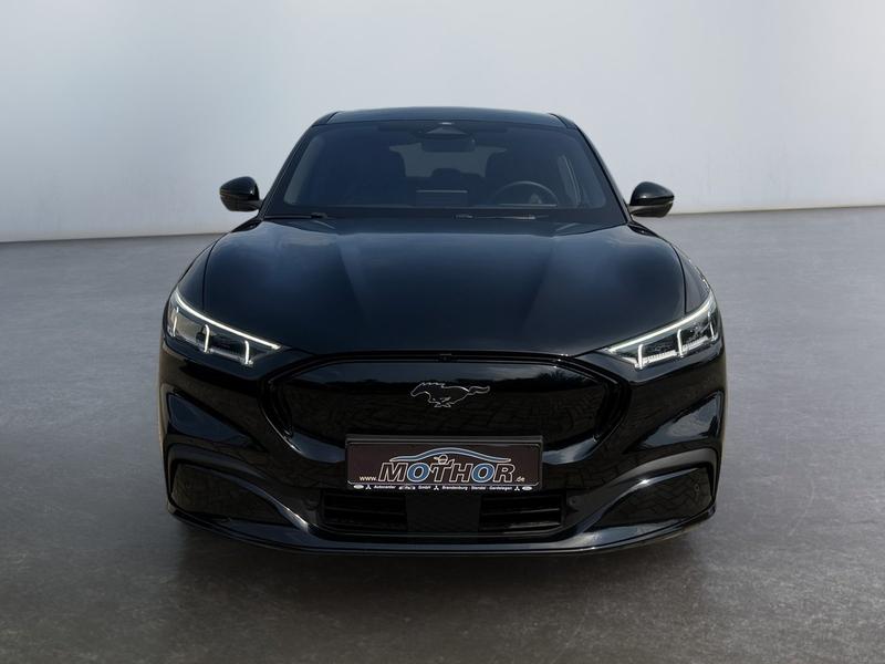 Ford Mustang MACH-E · Premium