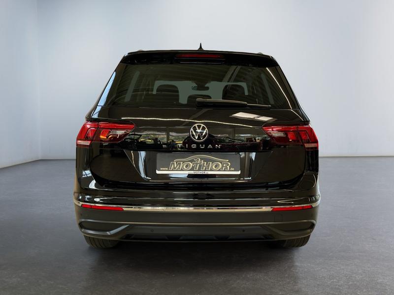 VW Tiguan · Life