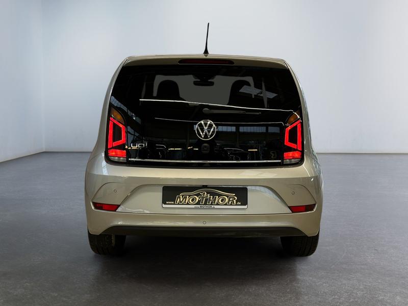VW up! · Active