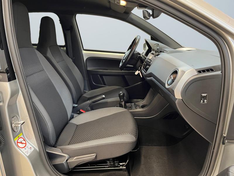 VW up! · Active · Bild 9