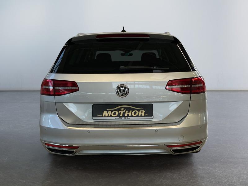 VW Passat Variant · Highline