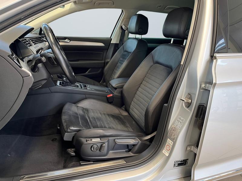 VW Passat Variant · Highline