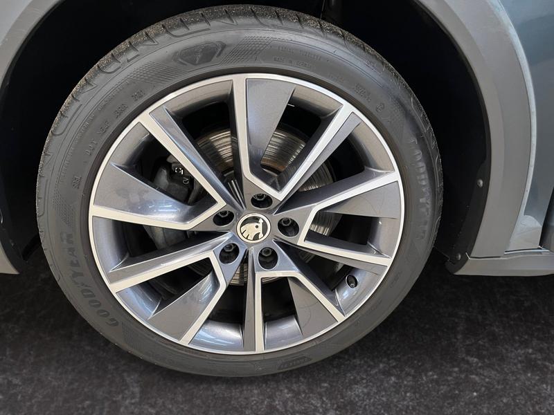 Skoda Octavia · Scout · Bild 17