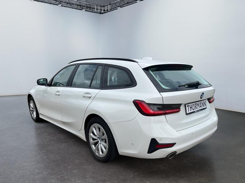 BMW 320 · Advantage