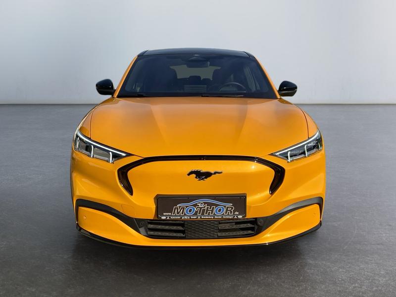 Ford Mustang MACH-E · Premium
