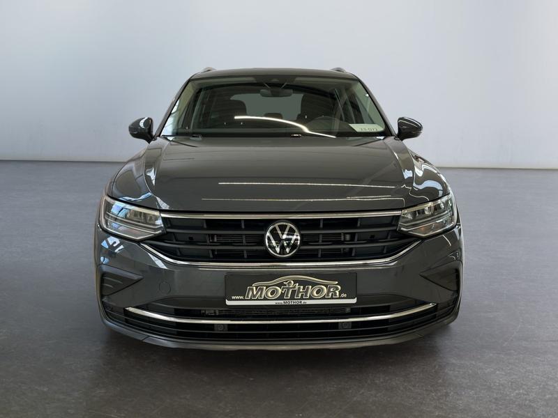 VW Tiguan · Active