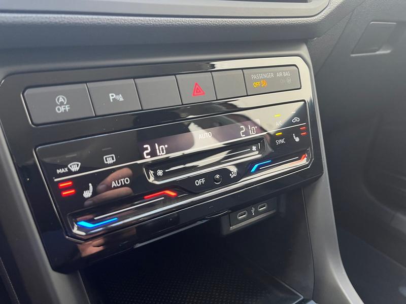 VW T-Cross · Life · Bild 18