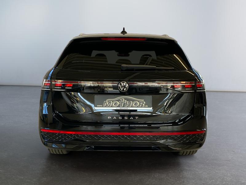 VW Passat Variant · R-Line