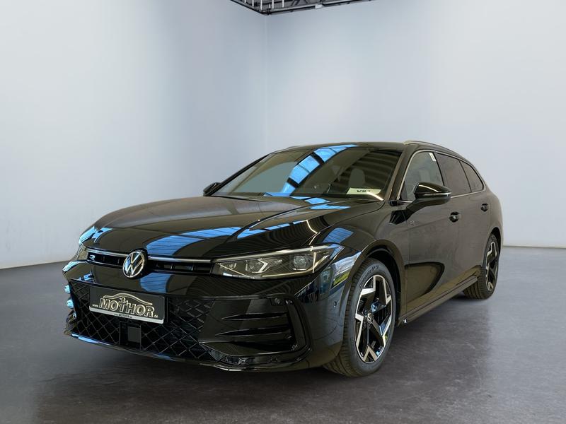 VW Passat Variant · R-Line