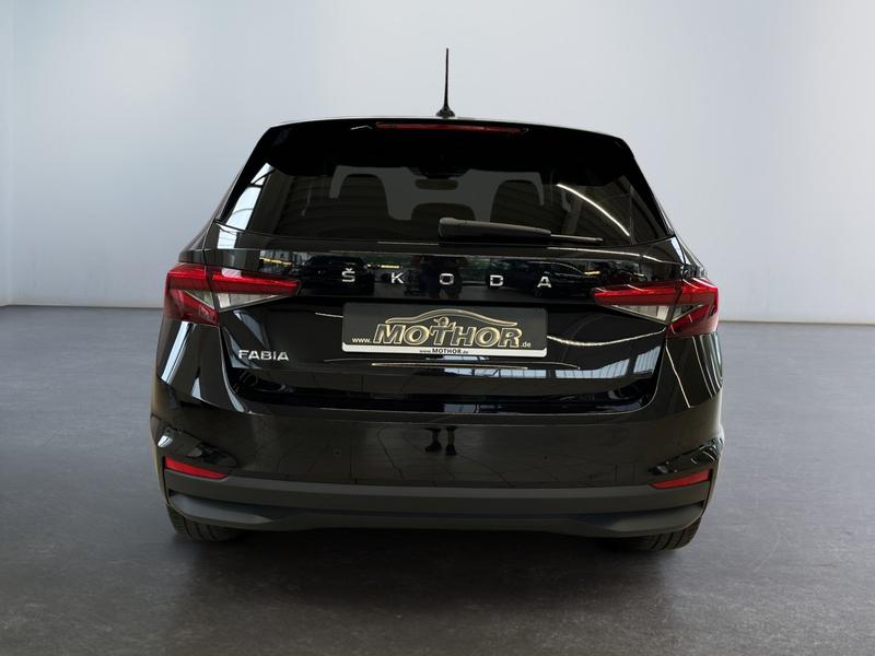 Skoda Fabia · Tour