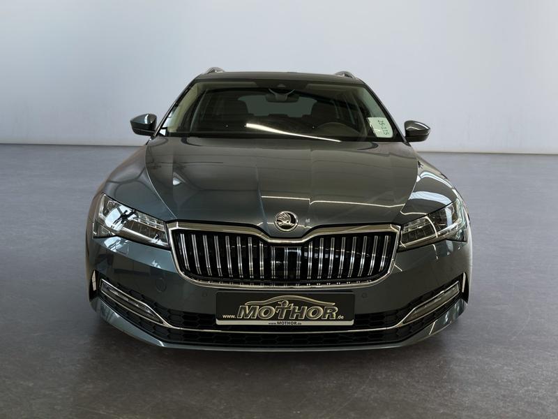 Skoda Superb · Premium Edition