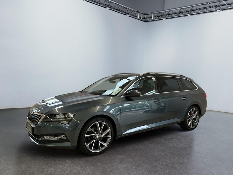 Skoda Superb · Premium Edition