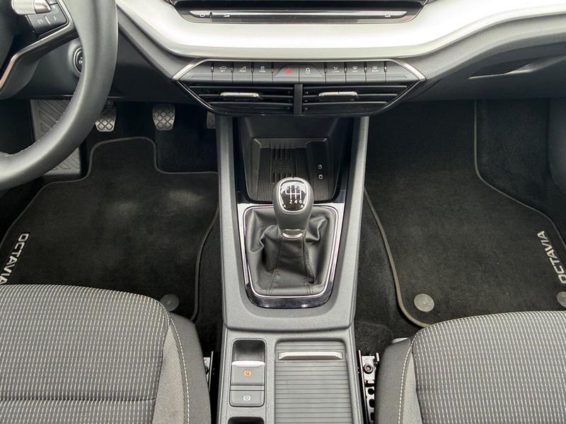 Skoda Octavia · Selection · Bild 9