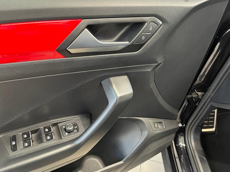 VW T-Roc · Sport · Bild 19