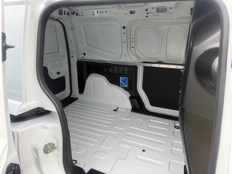 Ford Transit Courier · Trend · Bild 11