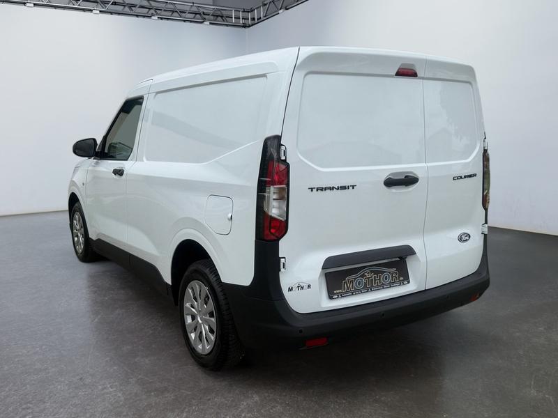 Ford Transit Courier · Trend