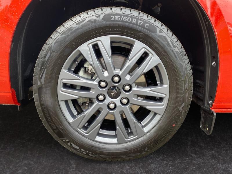 Ford Tourneo Custom · Titanium FWD 320 L1 · Bild 15