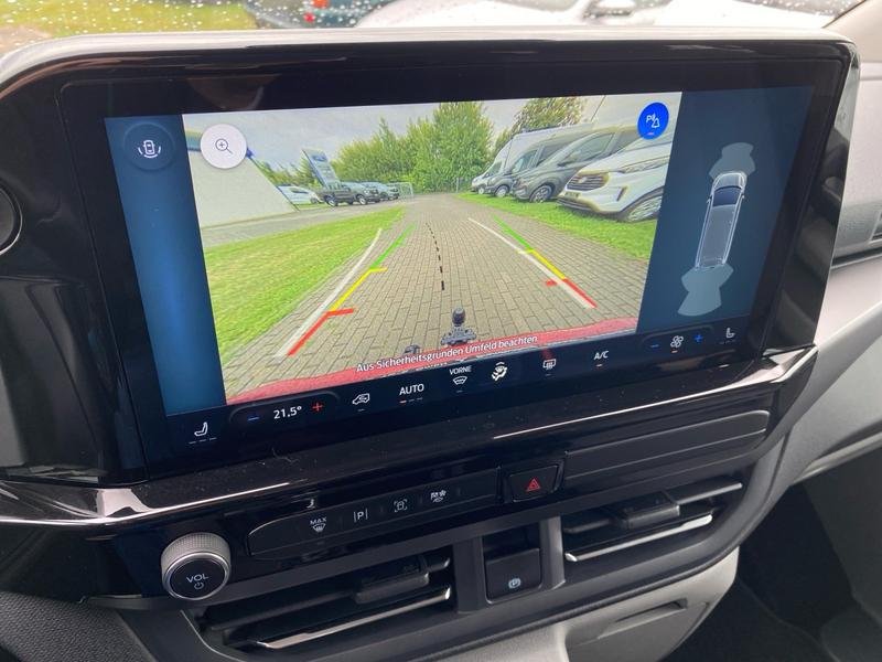 Ford Tourneo Custom · Titanium FWD 320 L1 · Bild 13