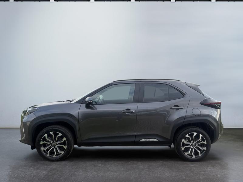 Toyota Yaris Cross · Elegant FWD