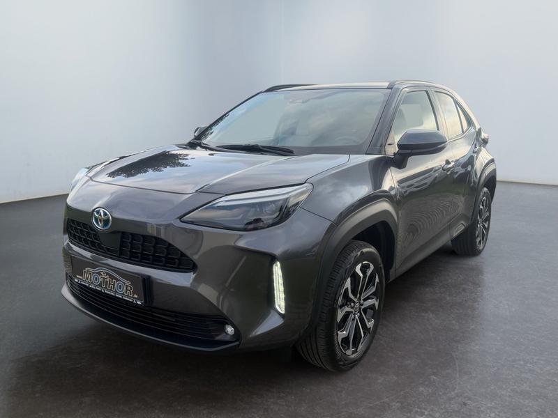 Toyota Yaris Cross · Elegant FWD