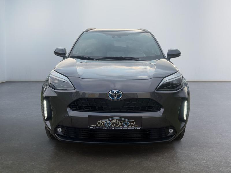 Toyota Yaris Cross · Elegant FWD