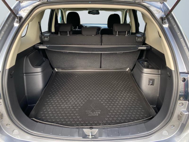 Mitsubishi Outlander · Edition 100 · Bild 14