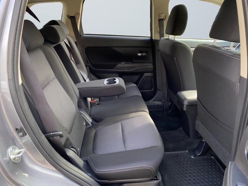 Mitsubishi Outlander · Edition 100 · Bild 11