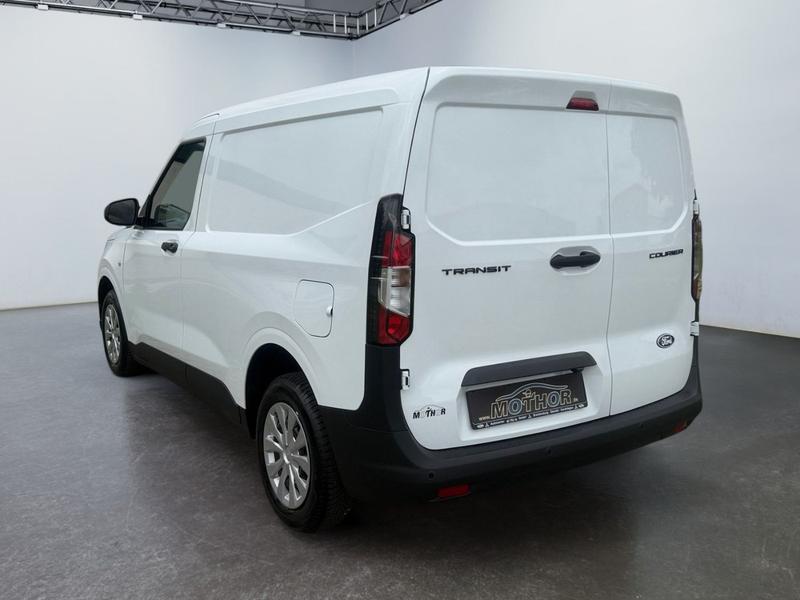 Ford Transit Courier · Trend