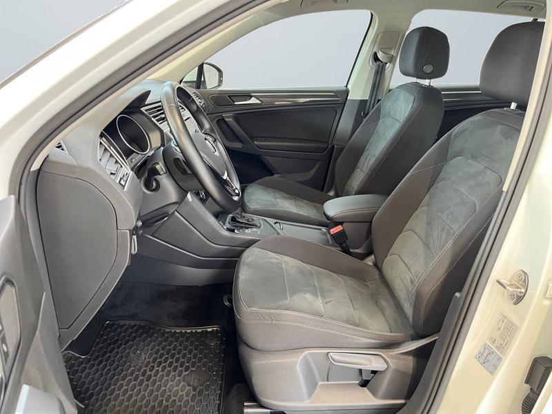 VW Tiguan · R-Line