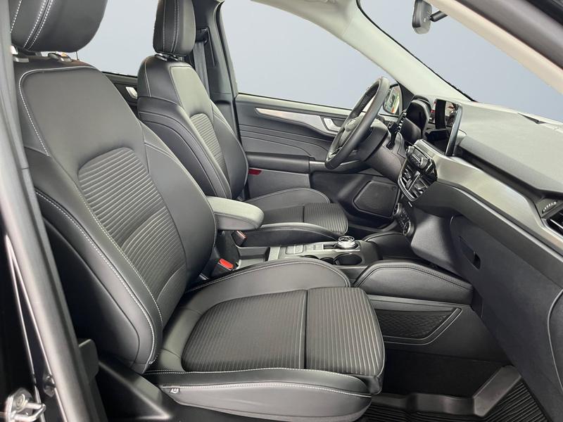 Ford Kuga · Titanium X · Bild 10