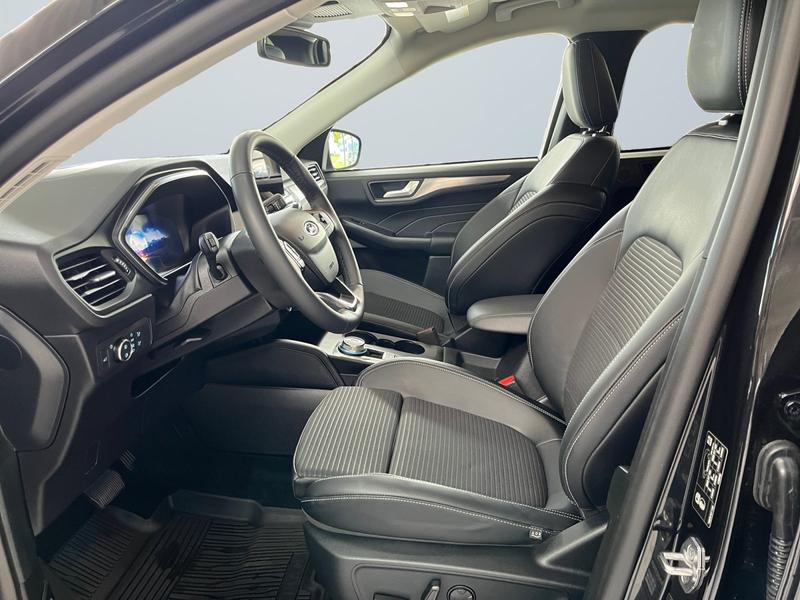 Ford Kuga · Titanium X