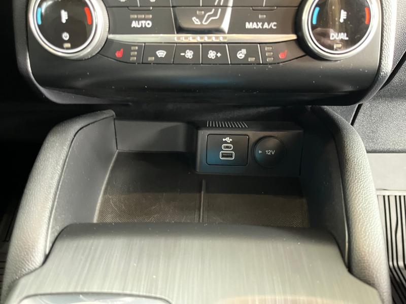 Ford Kuga · Titanium X · Bild 22