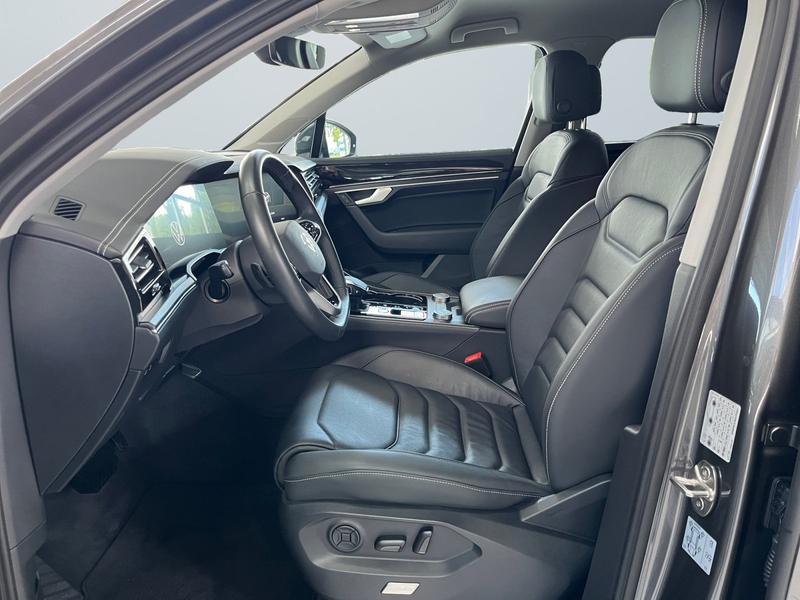 VW Touareg · 3.0 V6 TDI 4x4 DSG Parklenkassistent