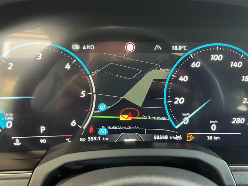 VW Touareg · 3.0 V6 TDI 4x4 DSG Parklenkassistent · Bild 12